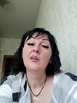 Snapshot of HelgaDennis chatting on April 25, 3:09 pm HelgaDennis online show from April 25, 3:09 pm