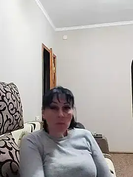 Snapshot of HelgaDennis chatting on April 29, 5:41 pm HelgaDennis online show from April 29, 5:41 pm