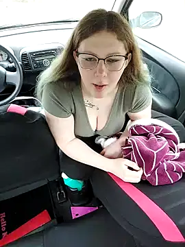 Snapshot of LinaMayer7 chatting on March 21, 11:04 am LinaMayer7 online show from March 21, 11:04 am