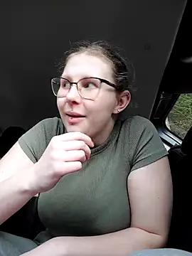 Snapshot of LinaMayer7 chatting on March 25, 3:07 pm LinaMayer7 online show from March 25, 3:07 pm