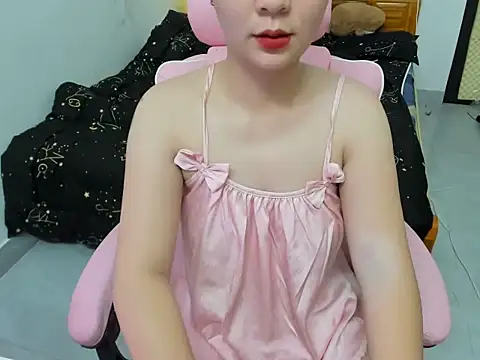 Snapshot of Chi_xinh19 chatting on March 31, 12:38 pm Chi xinh19 online show from March 31, 12:38 pm