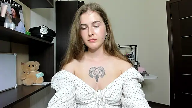 Snapshot of OhMyAlice chatting on July 2, 7:31 pm OhMyAlice online show from July 2, 7:31 pm
