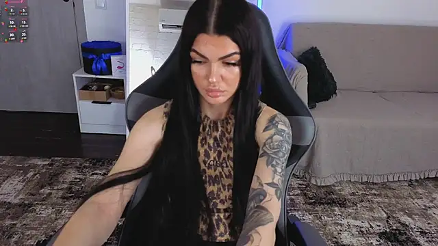 AnacondaOnn online show from July 1, 5:31 am