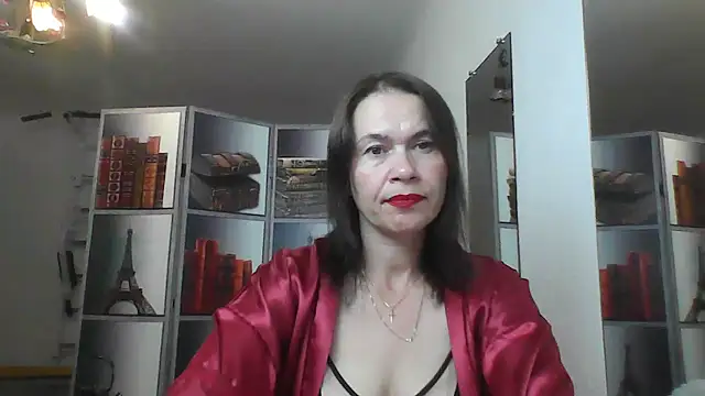 Snapshot of Selena_Moo chatting on July 9, 9:57 am Selena Moo online show from July 9, 9:57 am