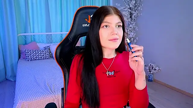 Snapshot of Softeach chatting on March 21, 3:04 pm Softeach online show from March 21, 3:04 pm