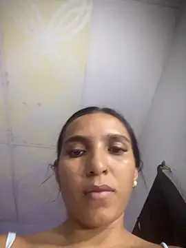 Snapshot of Blowjob-Queen_ chatting on April 16, 10:56 pm Blowjob-Queen online show from April 16, 10:56 pm