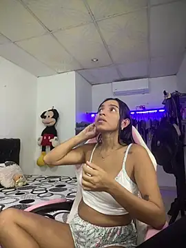 Snapshot of Blowjob-Queen_ chatting on May 3, 10:16 pm Blowjob-Queen online show from May 3, 10:16 pm