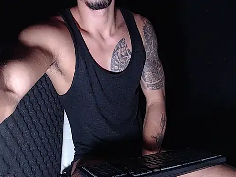 Snapshot of jack_nastee chatting on April 15, 4:19 am jack nastee online show from April 15, 4:19 am