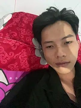 Nguyencuong1999 online show from April 4, 5:10 pm