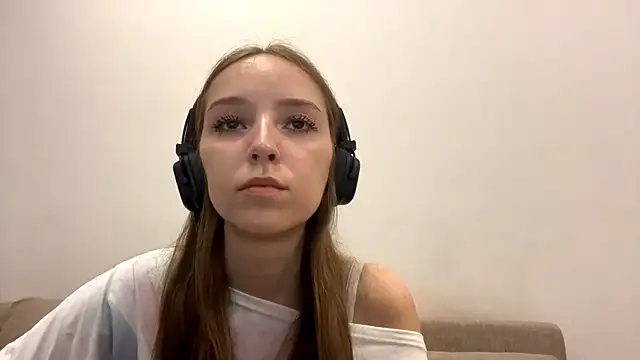 Snapshot of TanjaBrounson chatting on March 20, 3:06 pm TanjaBrounson online show from March 20, 3:06 pm