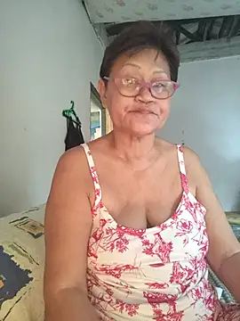 Snapshot of Sunflower1956 chatting on June 26, 11:20 pm Sunflower1956 online show from June 26, 11:20 pm
