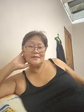 Snapshot of Sunflower1956 chatting on June 27, 12:22 pm Sunflower1956 online show from June 27, 12:22 pm