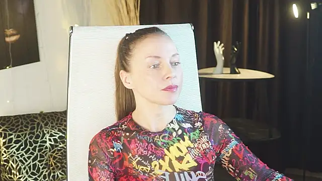 AlesiaMoreti online show from April 1, 7:09 am