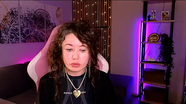 Snapshot of AlwaysKali chatting on March 21, 3:37 pm AlwaysKali online show from March 21, 3:37 pm