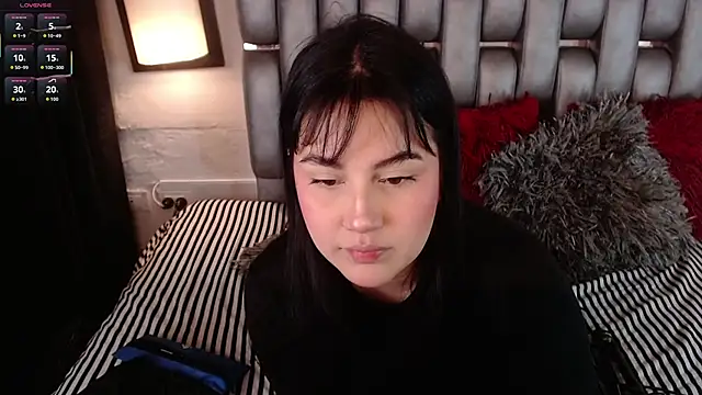 Sofiia Vega  online show from April 4, 1:19 pm