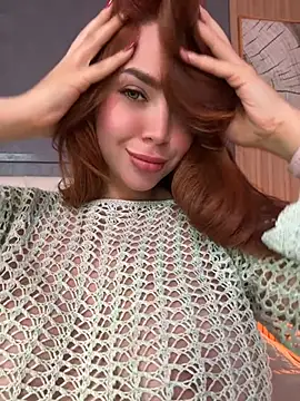Snapshot of Ambar_Mancinii chatting on April 21, 10:12 pm Ambar Mancinii online show from April 21, 10:12 pm