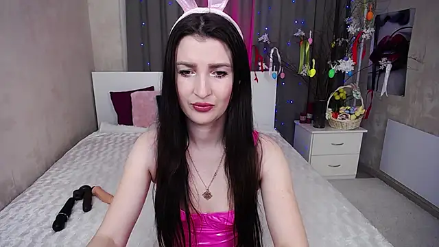 Snapshot of EvelinCuper_ chatting on April 5, 5:15 am EvelinCuper online show from April 5, 5:15 am