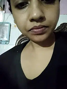 Snapshot of ALIZA_FENDY chatting on August 2, 1:59 am ALIZA FENDY online show from August 2, 1:59 am