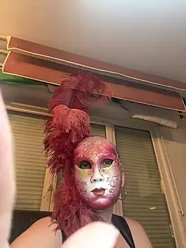 Snapshot of MaitresseLudivine chatting on March 21, 6:44 pm MaitresseLudivine online show from March 21, 6:44 pm