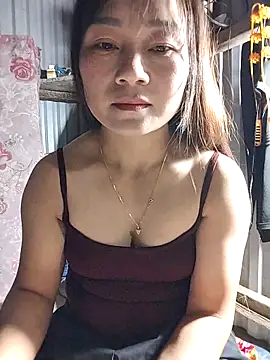 Snapshot of Cute-flowers chatting on April 28, 1:05 pm Cute-flowers online show from April 28, 1:05 pm