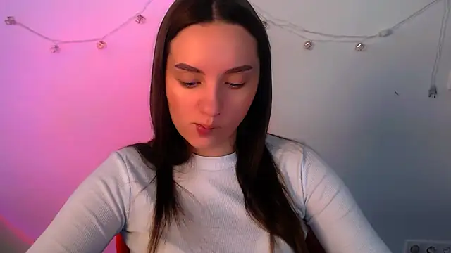 Snapshot of LiaSimss chatting on March 31, 9:21 am LiaSimss online show from March 31, 9:21 am