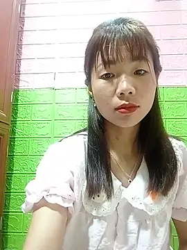 Snapshot of AmyLinee01 chatting on June 27, 12:22 pm AmyLinee01 online show from June 27, 12:22 pm