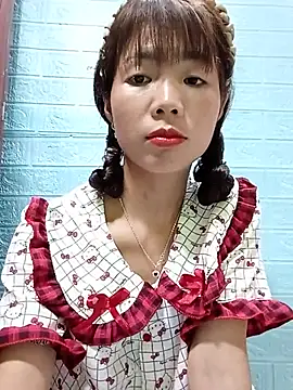 Snapshot of AmyLinee01 chatting on July 14, 10:26 pm AmyLinee01 online show from July 14, 10:26 pm