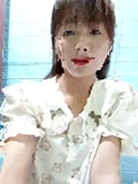 Snapshot of AmyLinee01 chatting on July 28, 2:46 pm AmyLinee01 online show from July 28, 2:46 pm