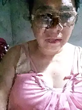Snapshot of Funsexy1 chatting on July 3, 3:40 pm Funsexy1 online show from July 3, 3:40 pm