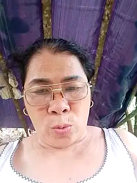 Snapshot of Funsexy1 chatting on July 21, 11:56 am Funsexy1 online show from July 21, 11:56 am