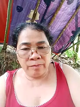Snapshot of Funsexy1 chatting on July 27, 2:51 am Funsexy1 online show from July 27, 2:51 am