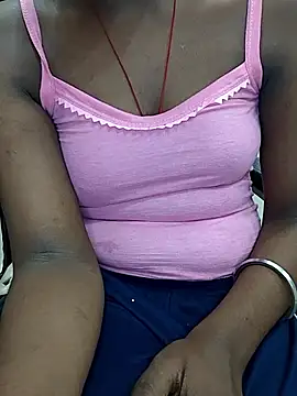 Snapshot of AAHNA_3 chatting on May 7, 4:34 pm AAHNA 3 online show from May 7, 4:34 pm