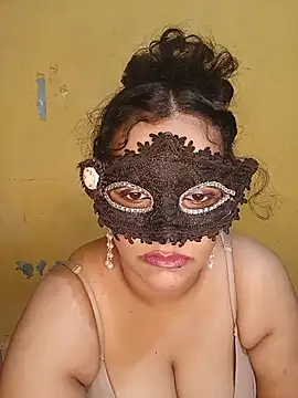 Snapshot of Crushme_cpl chatting on June 19, 6:56 pm Crushme cpl online show from June 19, 6:56 pm
