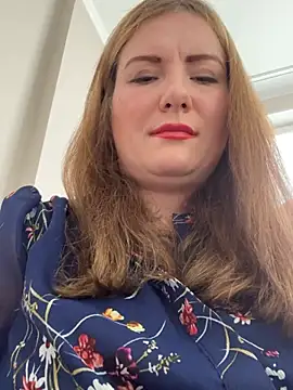 Susan Wright online show from August 2, 11:41 am