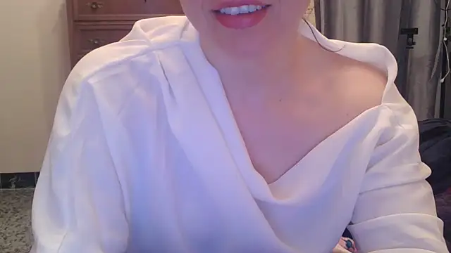 Snapshot of mery_lou20252 chatting on April 7, 9:15 pm mery lou20252 online show from April 7, 9:15 pm