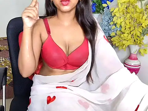 Snapshot of Preety_Baby chatting on July 13, 4:32 pm Preety Baby online show from July 13, 4:32 pm