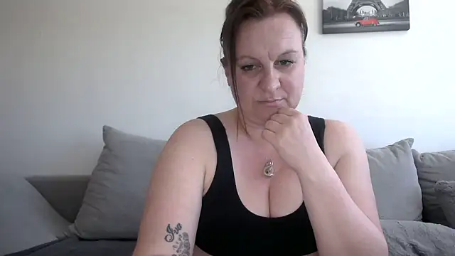 HotPussy785 online show from May 1, 1:16 pm