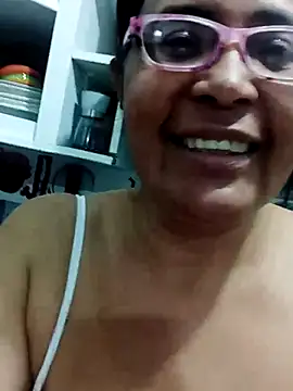 sexymomsn online show from May 8, 1:44 am