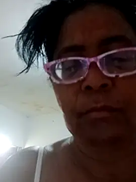 sexymomsn online show from July 11, 12:41 pm