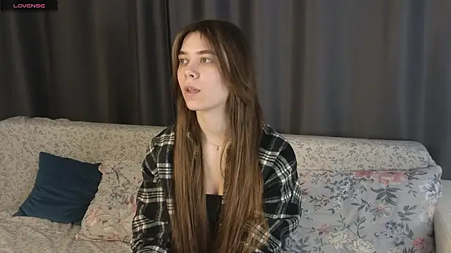 LynnWalker online show from March 28, 7:30 am