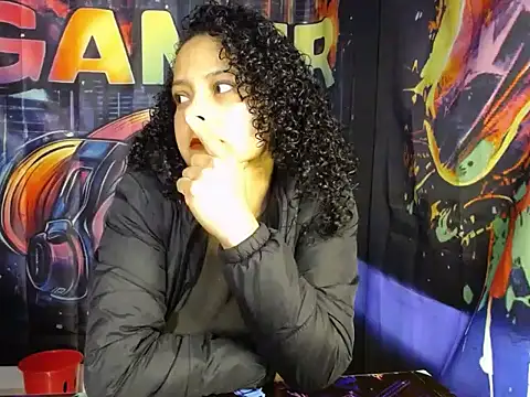 Snapshot of Sofia_Alane chatting on March 25, 10:54 am Sofia Alane online show from March 25, 10:54 am