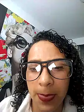 Snapshot of Sofia_Alane chatting on April 7, 9:10 am Sofia Alane online show from April 7, 9:10 am