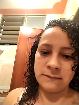 Snapshot of Sofia_Alane chatting on April 12, 9:03 am Sofia Alane online show from April 12, 9:03 am
