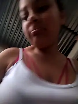 Snapshot of Sofia_Alane chatting on May 2, 12:10 pm Sofia Alane online show from May 2, 12:10 pm
