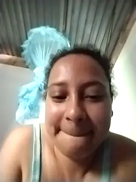 Snapshot of Sofia_Alane chatting on May 6, 1:27 pm Sofia Alane online show from May 6, 1:27 pm