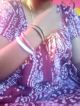 Snapshot of itz-priya chatting on April 14, 10:10 am itz-priya online show from April 14, 10:10 am