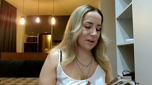 Snapshot of Kasara_Bonny chatting on March 23, 4:11 pm Kasara Bonny online show from March 23, 4:11 pm