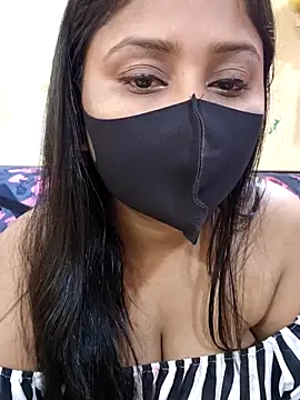 Snapshot of Tridha_2 chatting on May 21, 9:49 am Tridha 2 online show from May 21, 9:49 am