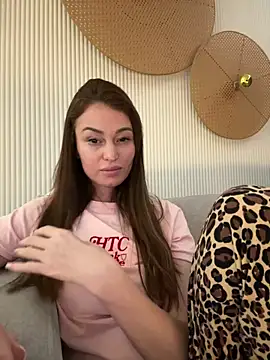 Snapshot of Sindy_Mindy_ chatting on May 30, 7:00 pm Sindy Mindy online show from May 30, 7:00 pm