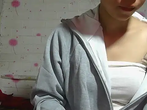 Snapshot of kimori66 chatting on June 10, 12:48 pm kimori66 online show from June 10, 12:48 pm